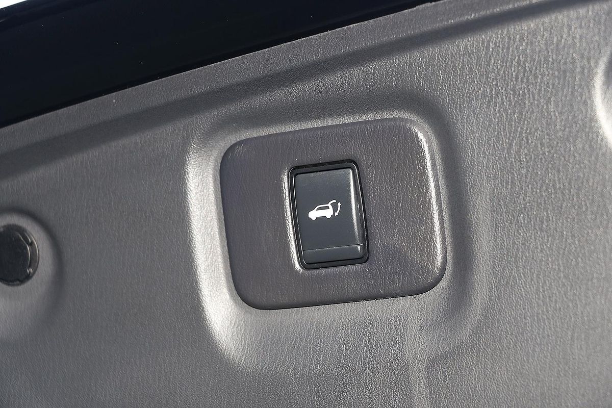 2018 Nissan Pathfinder Ti R52 Series II