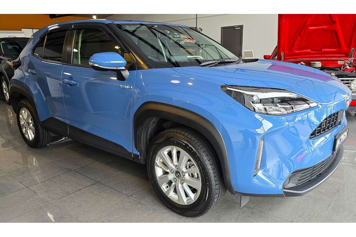 2023 Toyota Yaris Cross GXL
