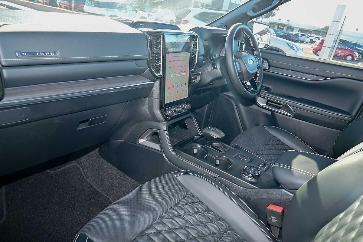 2025 Ford Everest Platinum 3.0L
