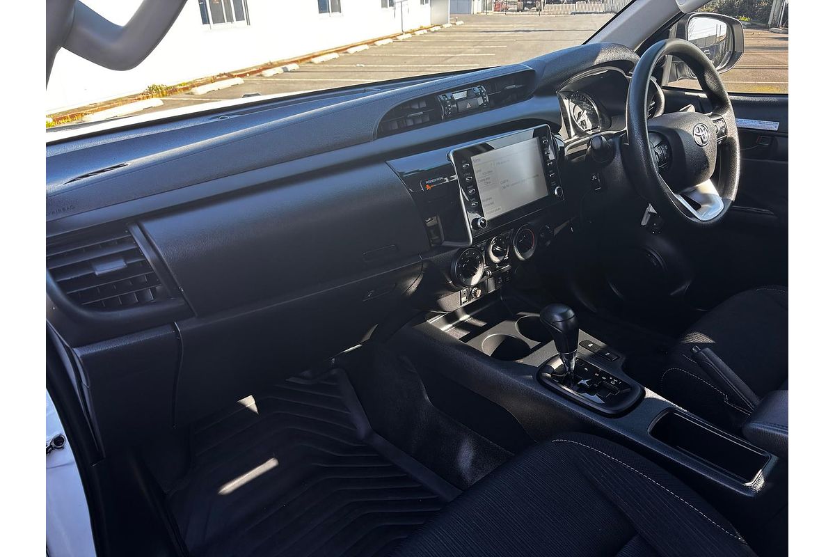 2022 Toyota Hilux SR GUN126R 4X4