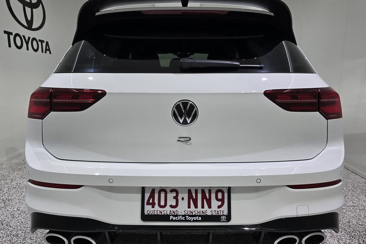 2023 Volkswagen Golf R 8