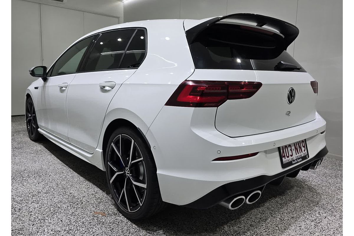 2023 Volkswagen Golf R 8