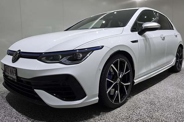 2023 Volkswagen Golf R 8