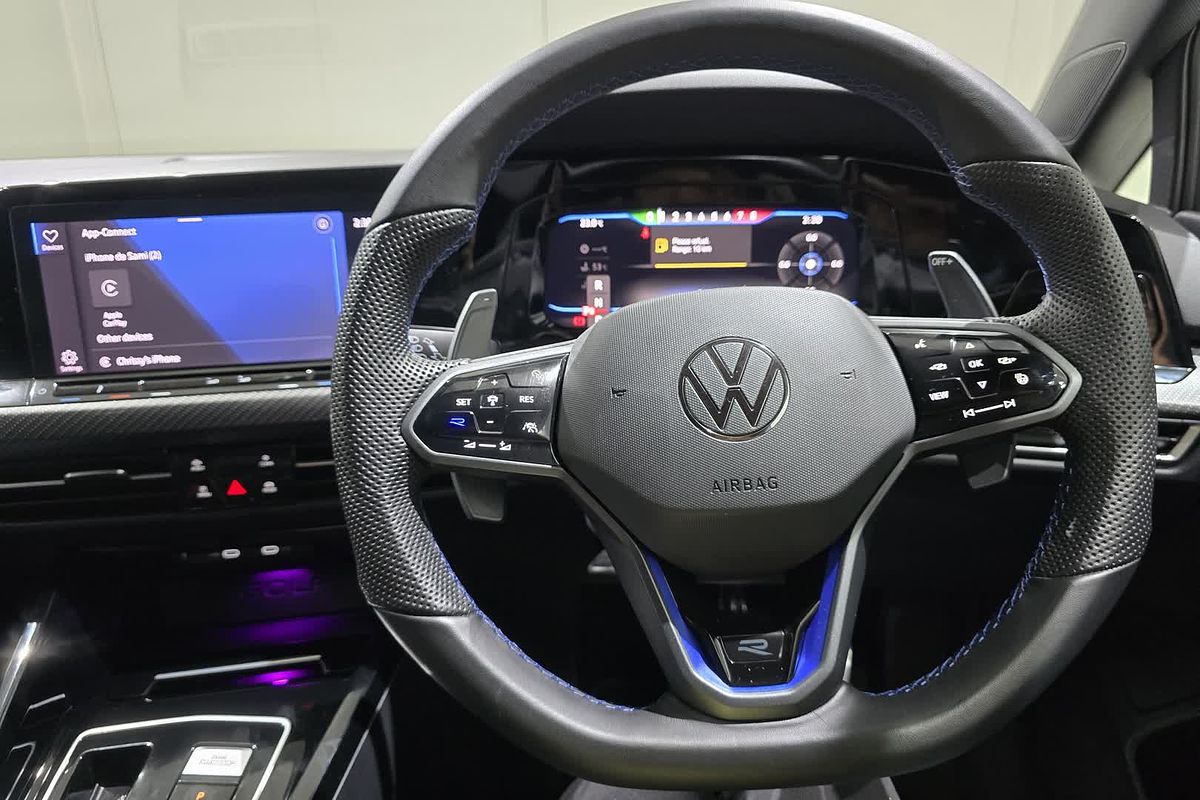 2023 Volkswagen Golf R 8