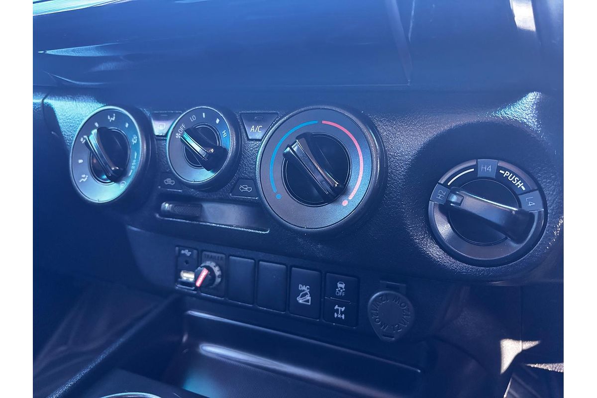 2022 Toyota Hilux SR GUN126R 4X4