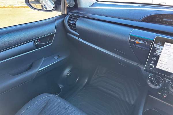 2022 Toyota Hilux SR GUN126R 4X4