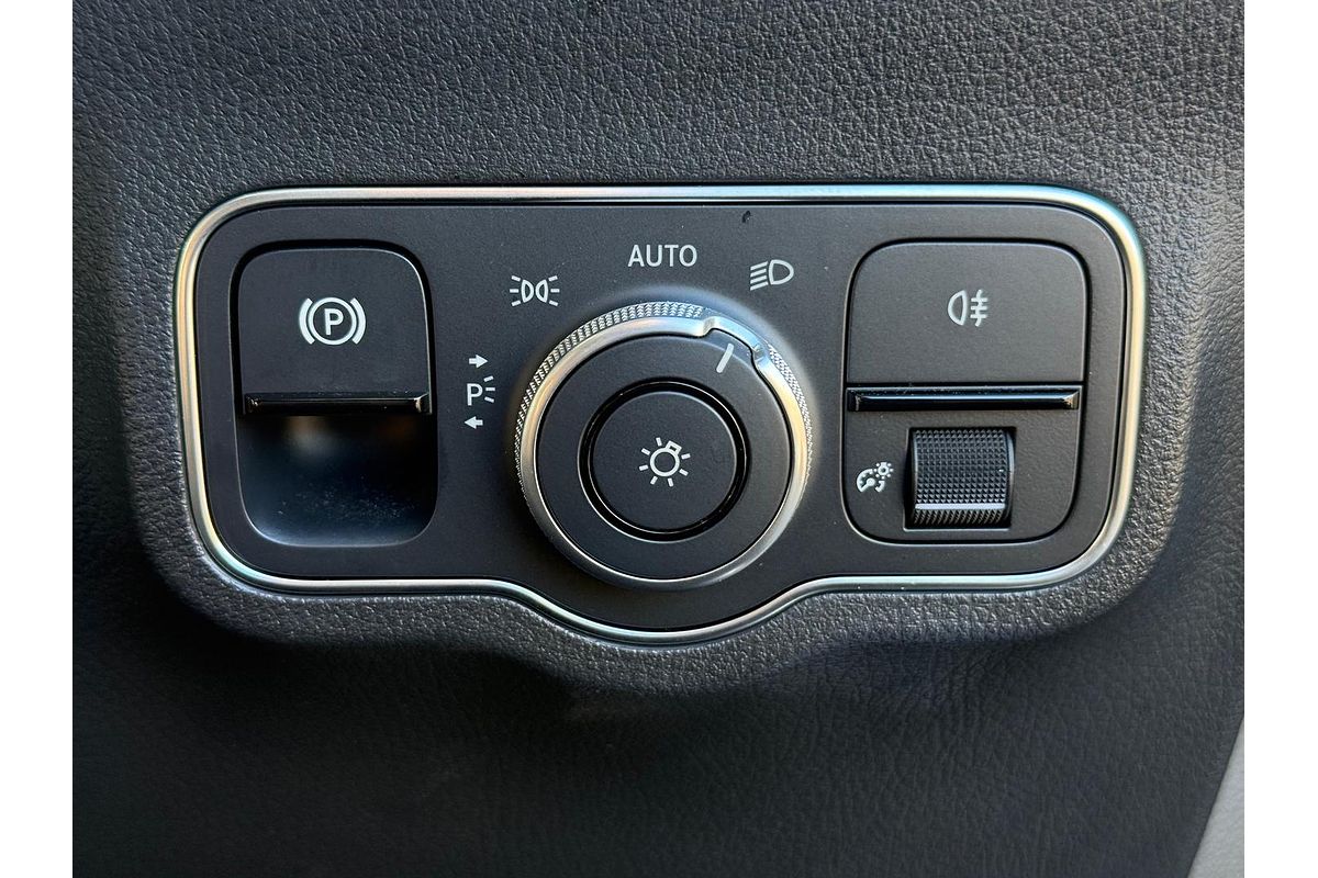 2022 Mercedes-Benz EQA EQA250 H243