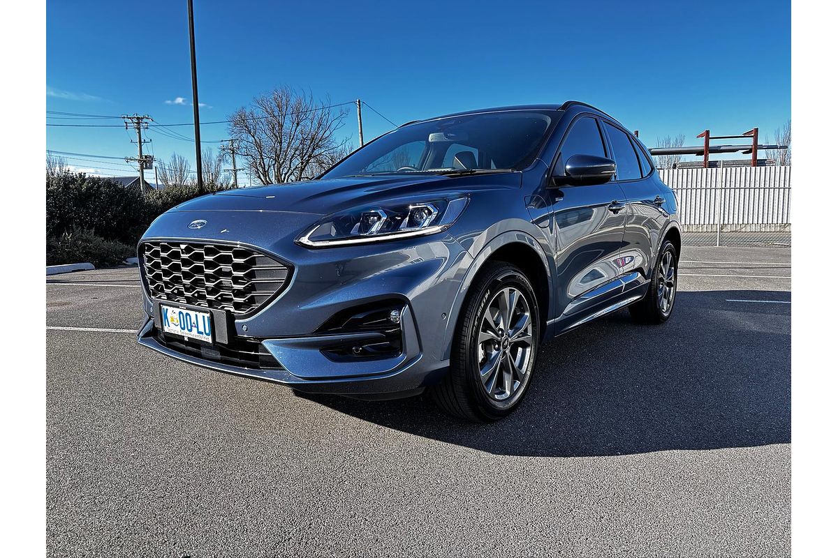 2022 Ford Escape ST-Line PHEV ZH