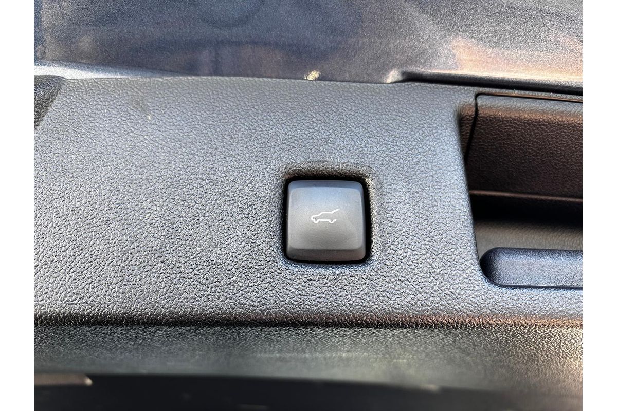2022 Ford Escape ST-Line PHEV ZH