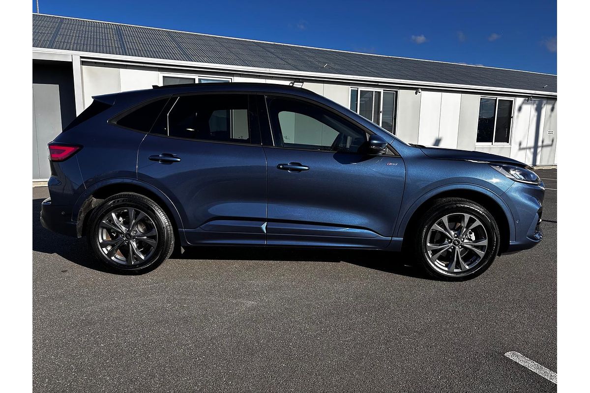 2022 Ford Escape ST-Line PHEV ZH