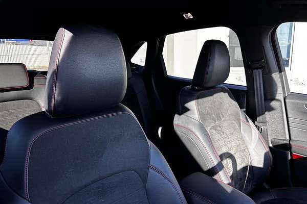2022 Ford Escape ST-Line PHEV ZH