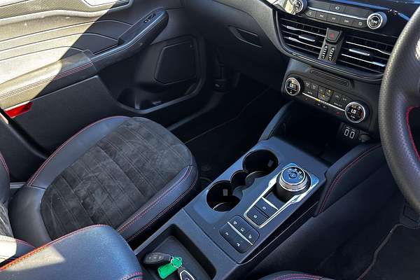 2022 Ford Escape ST-Line PHEV ZH