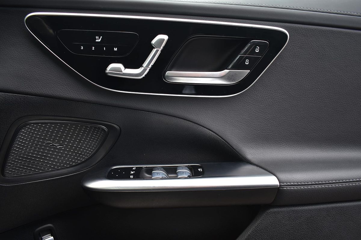 2024 Mercedes-Benz C-Class C300 W206