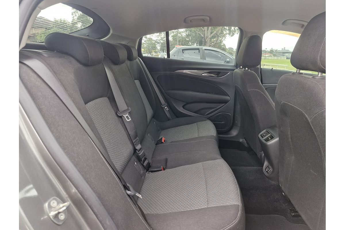 2018 Holden Commodore LT ZB