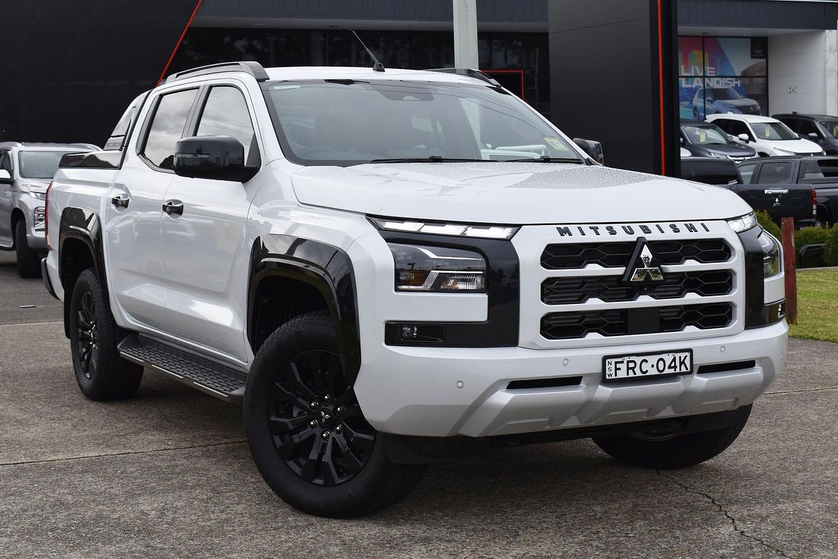2024 Mitsubishi Triton GSR MV 4X4