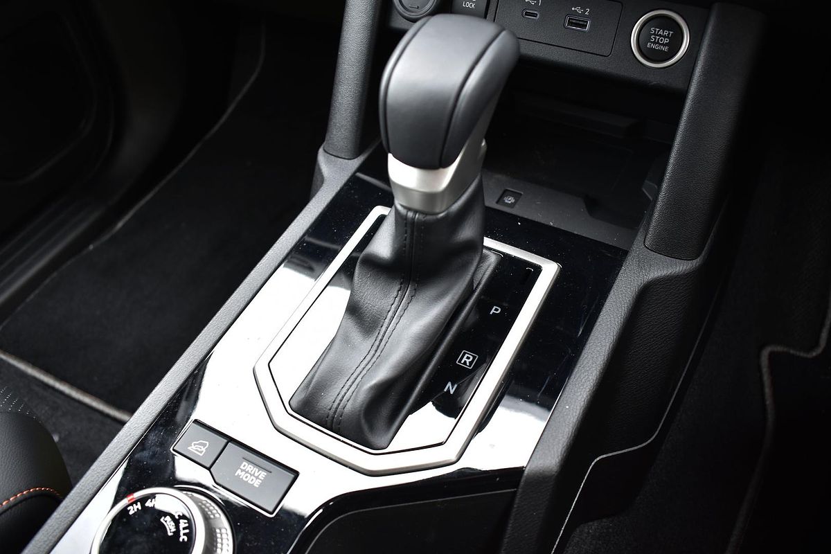 2024 Mitsubishi Triton GSR MV 4X4