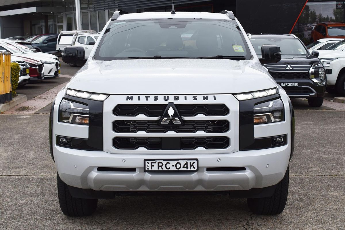 2024 Mitsubishi Triton GSR MV 4X4