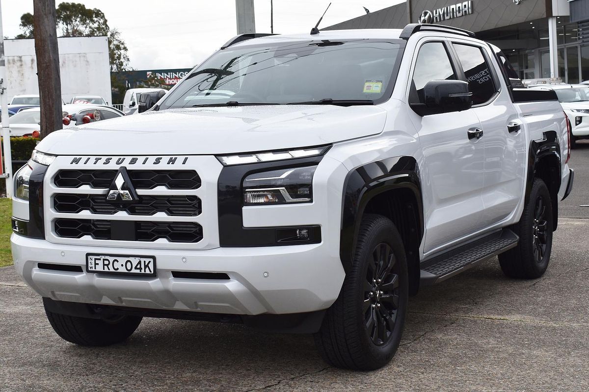 2024 Mitsubishi Triton GSR MV 4X4