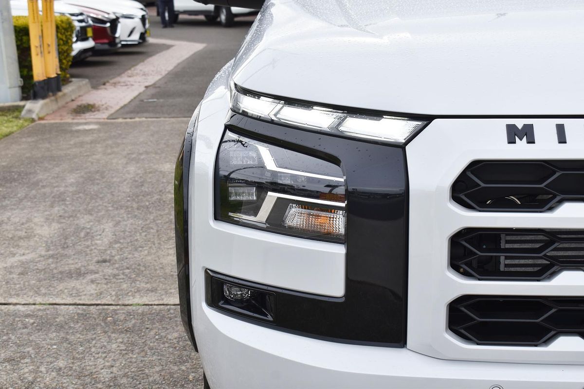 2024 Mitsubishi Triton GSR MV 4X4