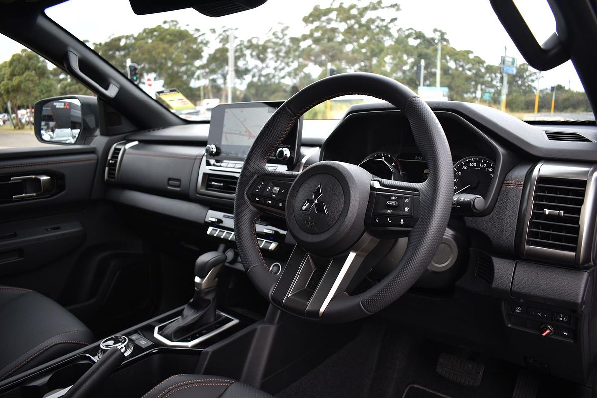 2024 Mitsubishi Triton GSR MV 4X4