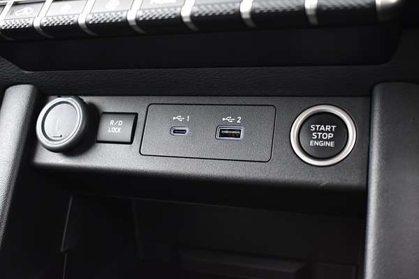 2024 Mitsubishi Triton GSR MV 4X4