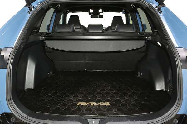 2022 Toyota RAV4 XSE AXAH52R