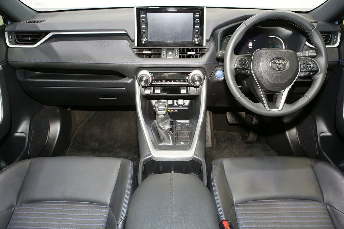 2022 Toyota RAV4 XSE AXAH52R