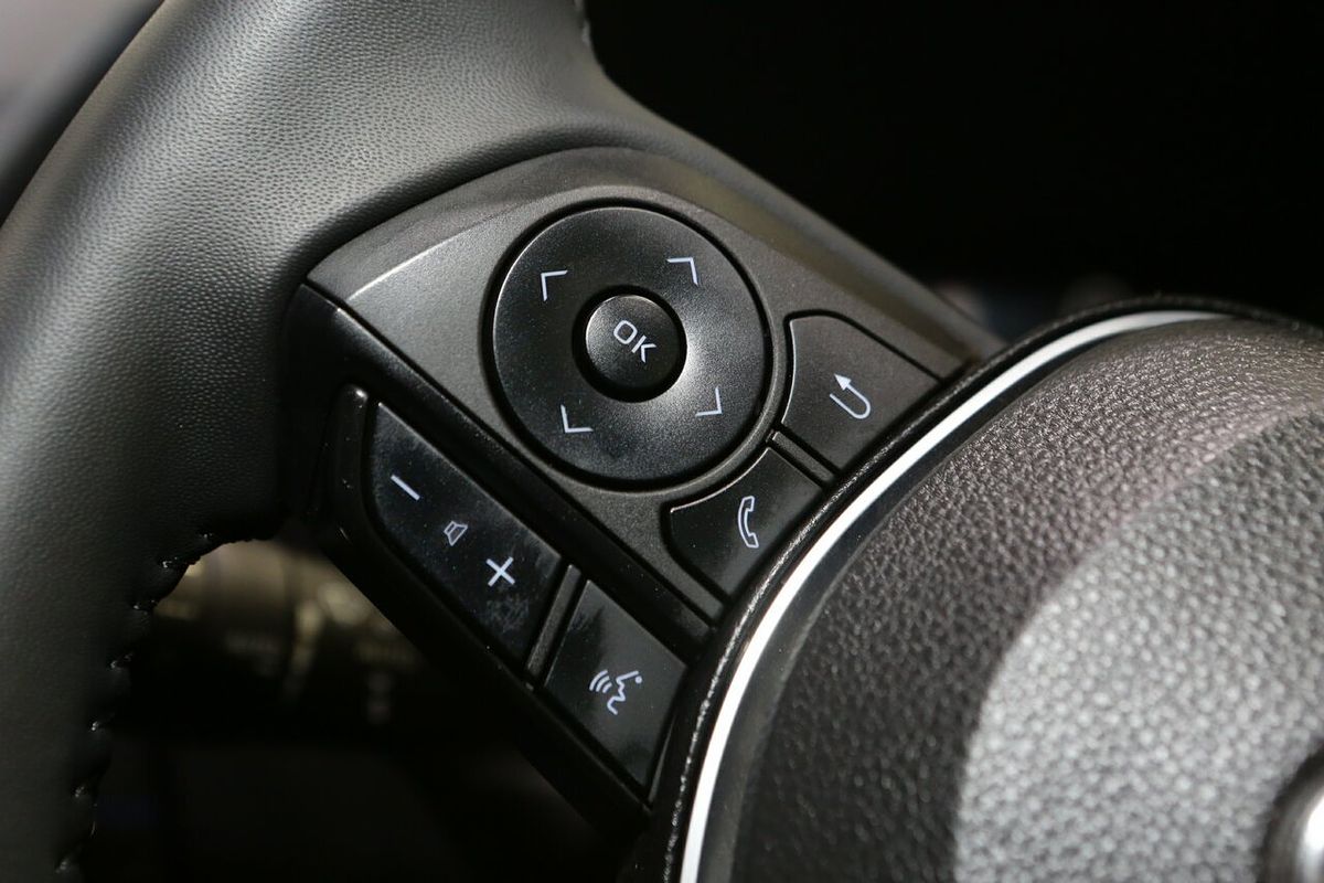 2022 Toyota RAV4 XSE AXAH52R