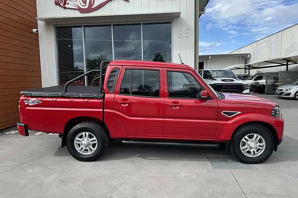 2022 Mahindra PIK-UP