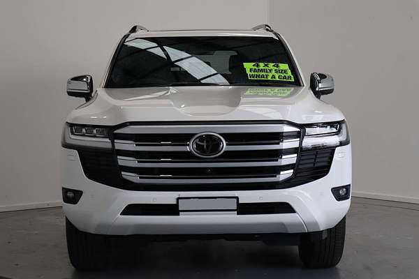 2022 Toyota Landcruiser Sahara FJA300R