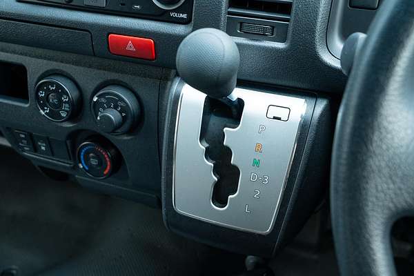 2016 Toyota Hiace Commuter KDH223R