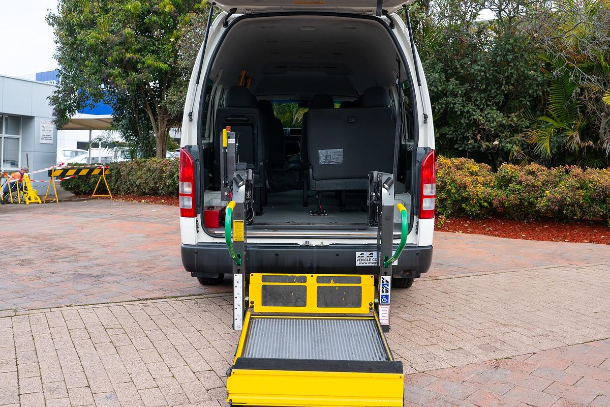 2016 Toyota Hiace Commuter KDH223R