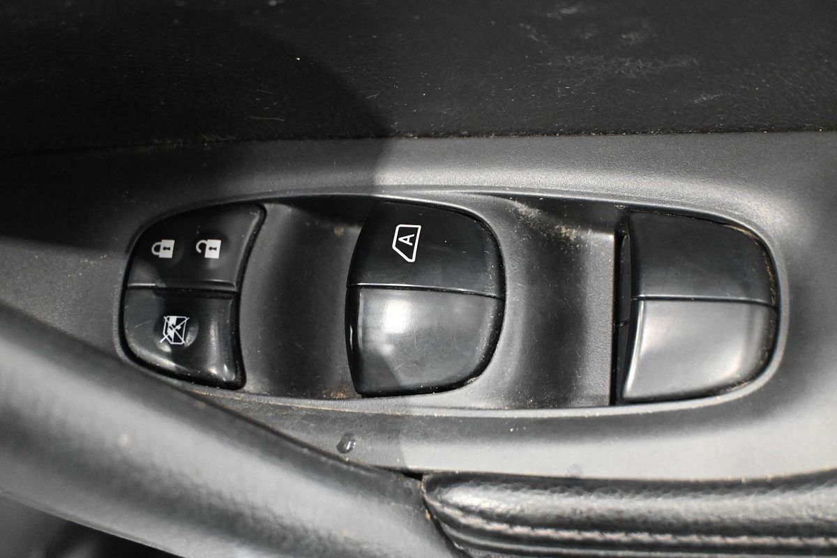 2016 Nissan X-TRAIL ST T32