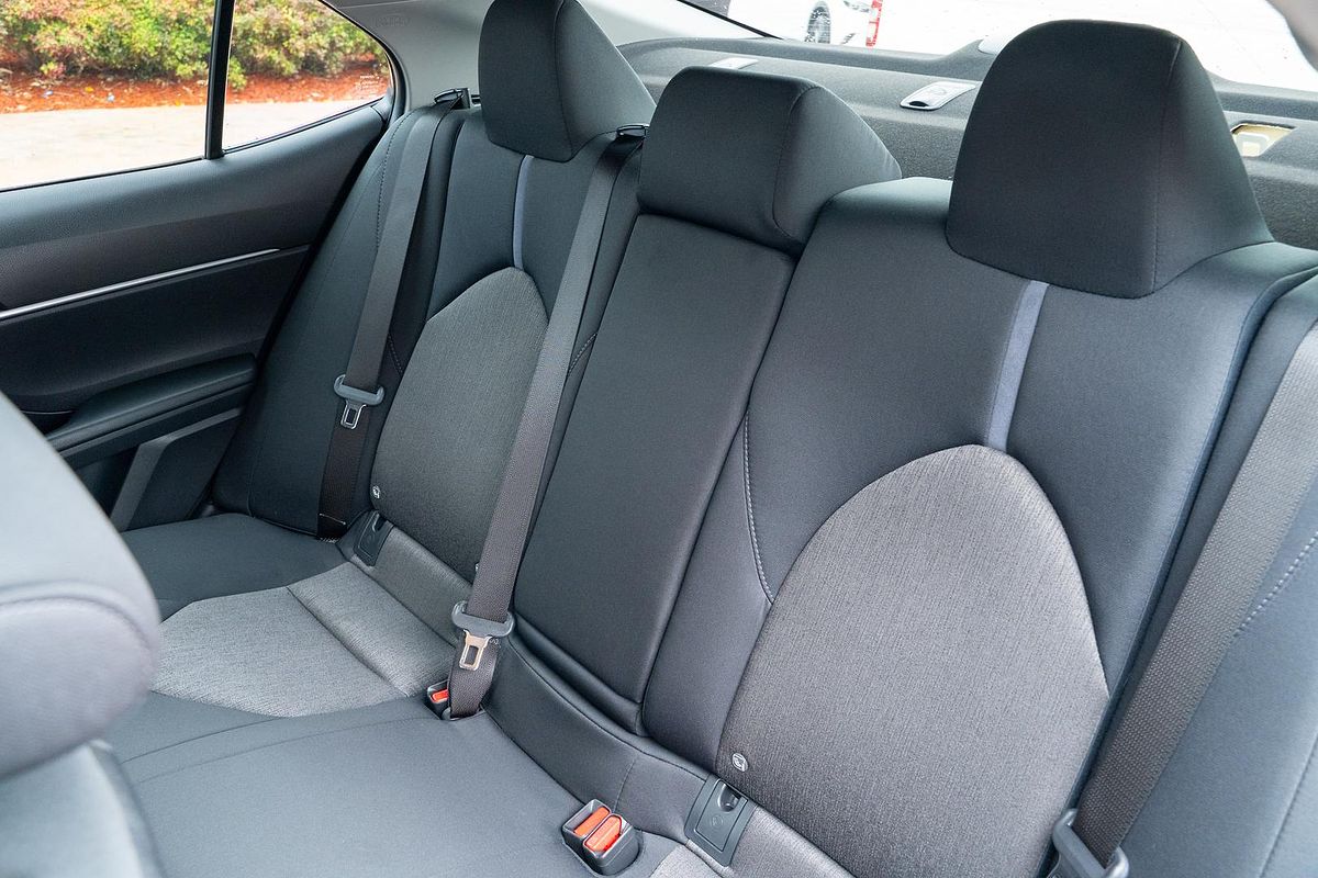 2022 Toyota Camry Ascent AXVH70R