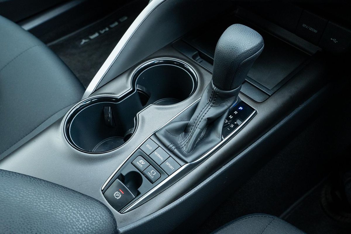 2022 Toyota Camry Ascent AXVH70R