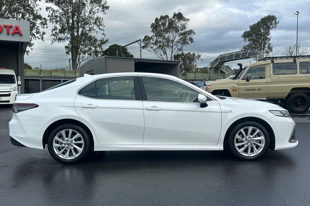 2024 Toyota Camry Ascent AXVH70R