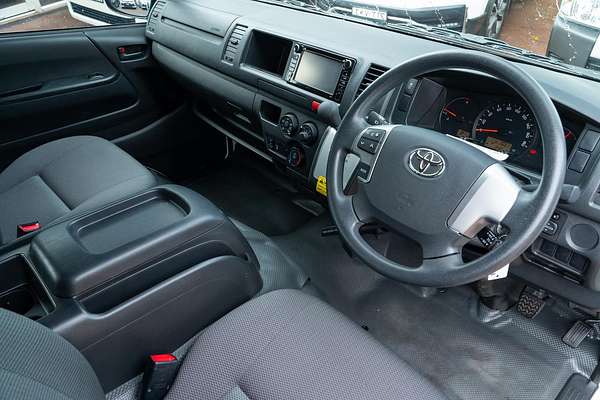 2017 Toyota Hiace Commuter KDH223R