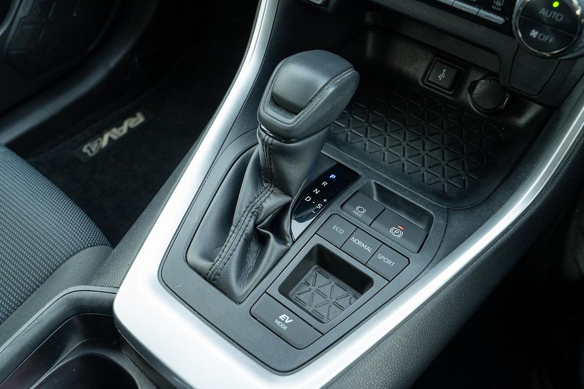 2020 Toyota RAV4 GX AXAH52R