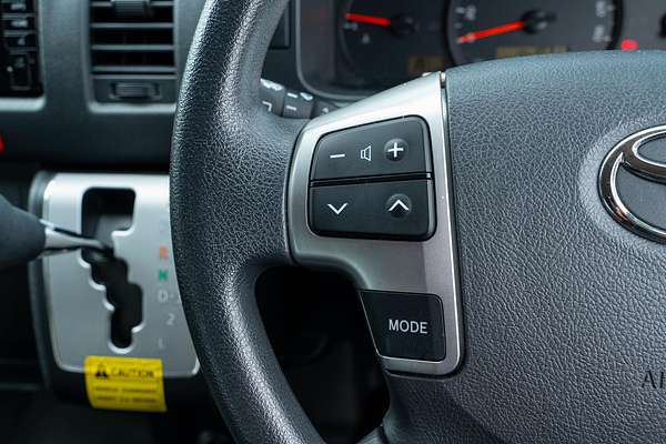 2017 Toyota Hiace Commuter KDH223R