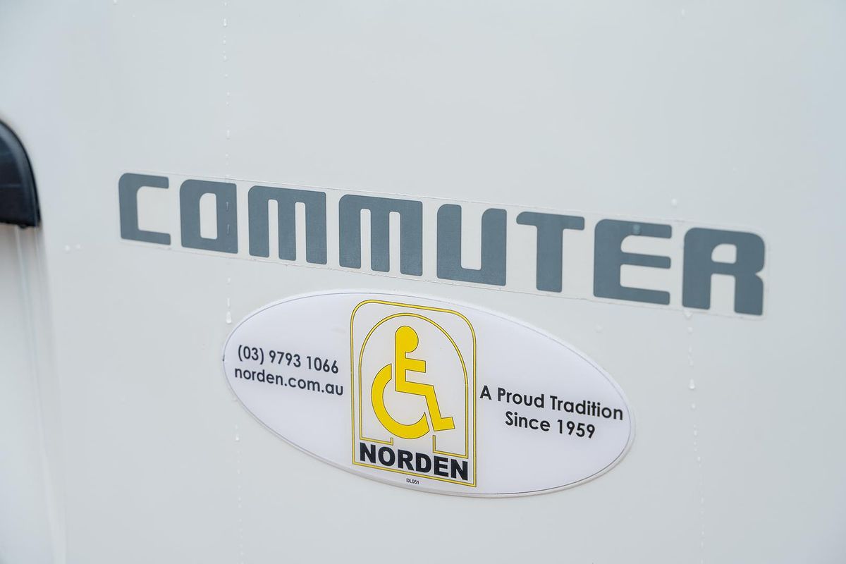 2017 Toyota Hiace Commuter KDH223R