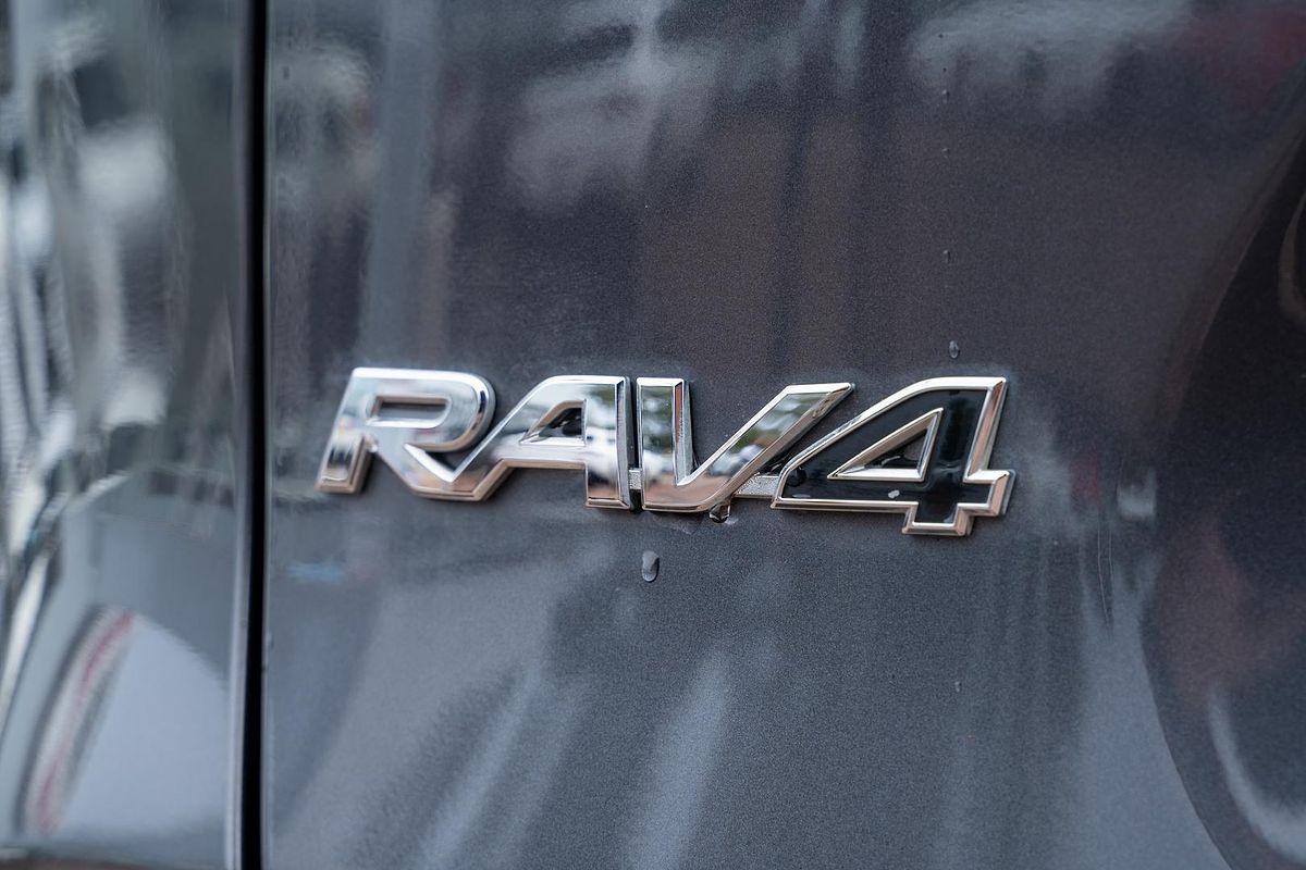 2020 Toyota RAV4 GX AXAH52R
