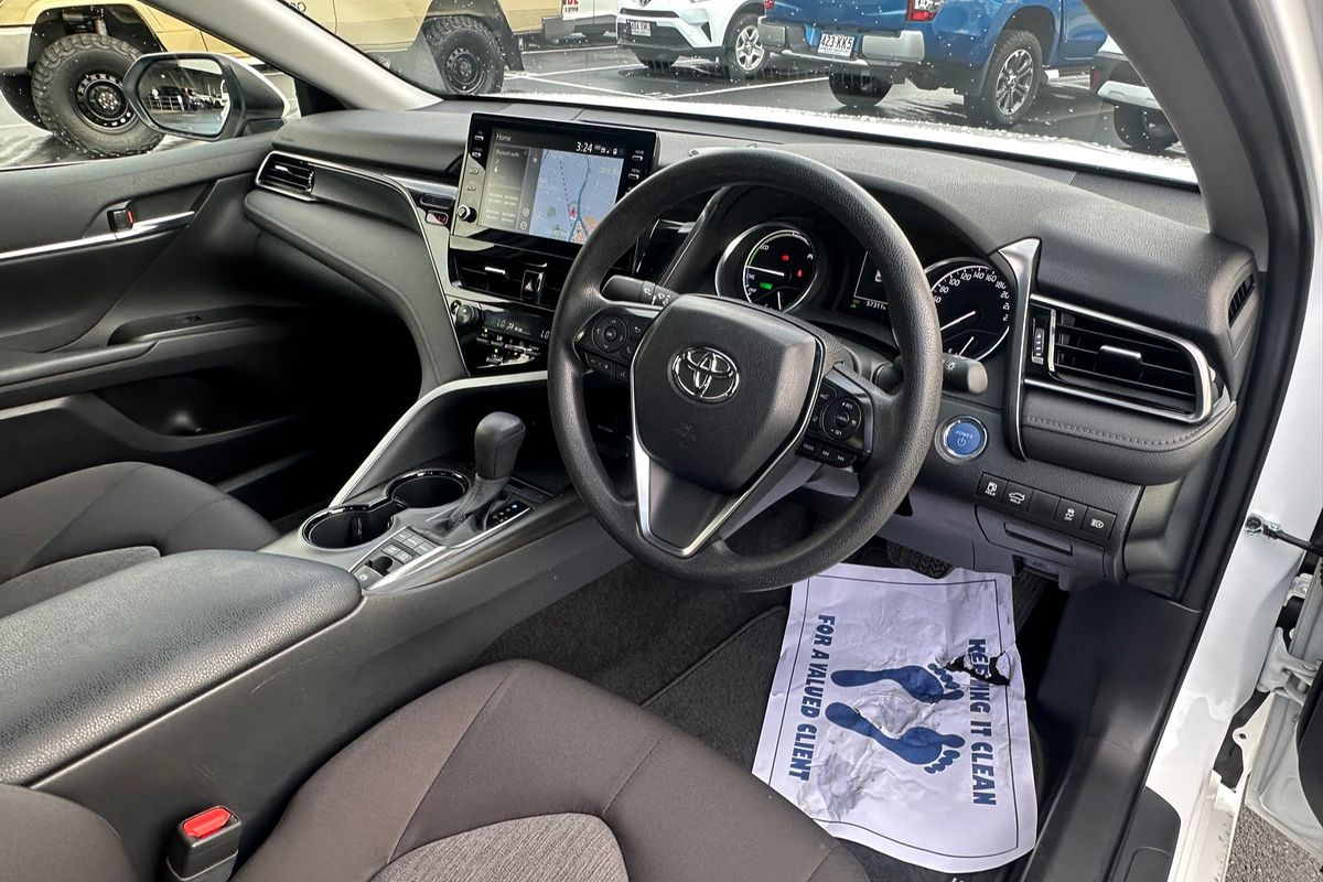 2024 Toyota Camry Ascent AXVH70R