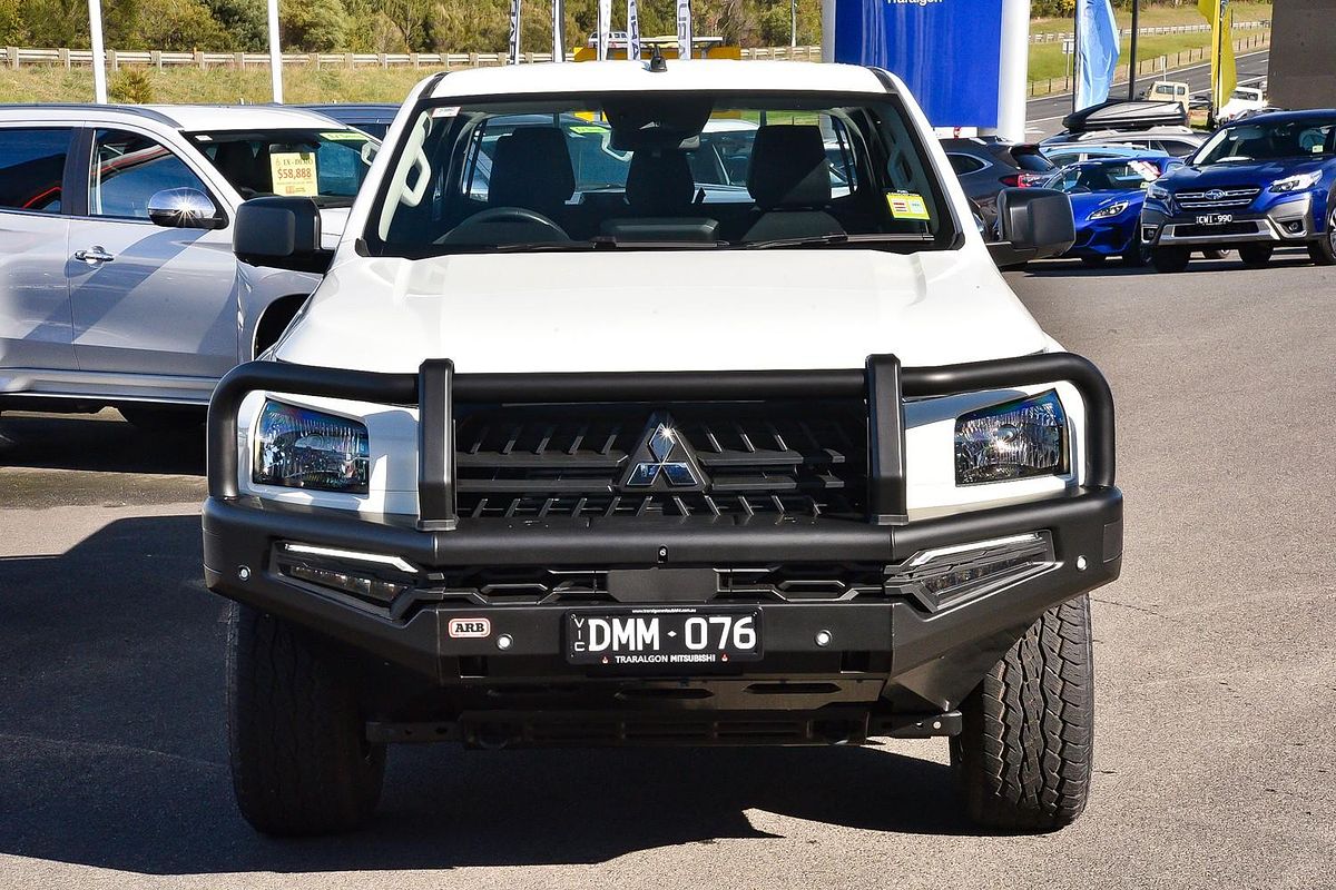 2024 Mitsubishi Triton GLX MV 4X4
