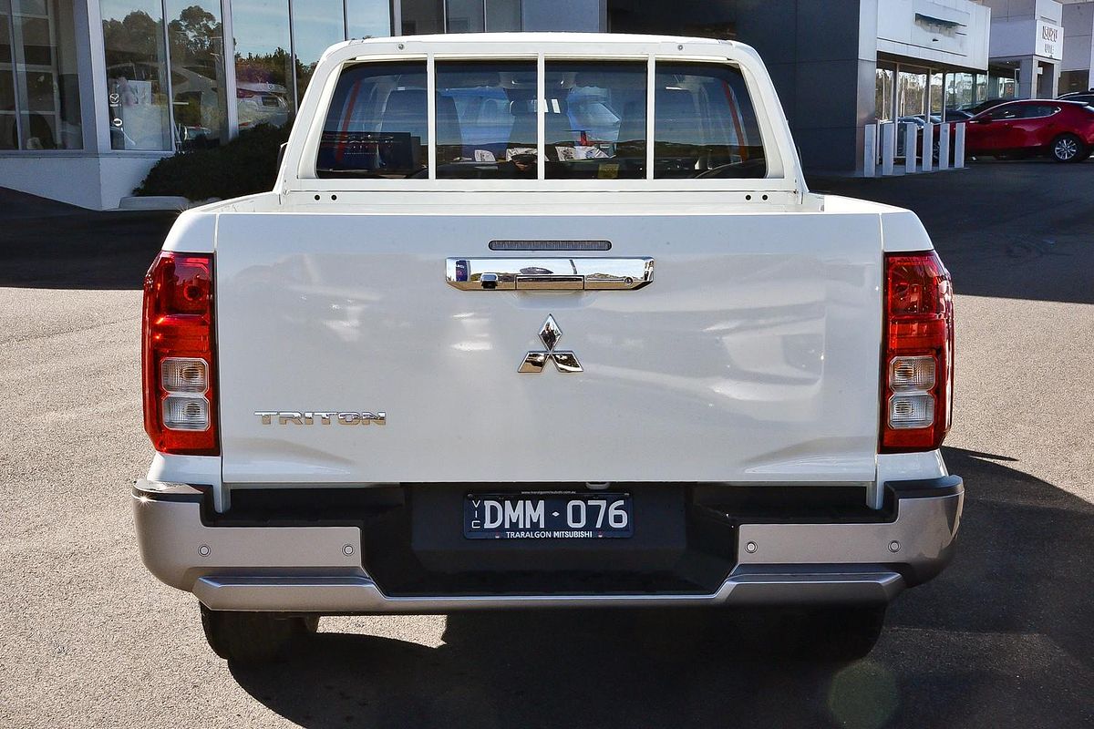 2024 Mitsubishi Triton GLX MV 4X4