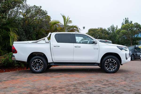 2021 Toyota Hilux SR5 GUN126R 4X4