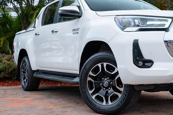 2021 Toyota Hilux SR5 GUN126R 4X4