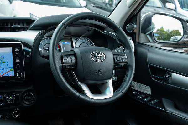 2021 Toyota Hilux SR5 GUN126R 4X4