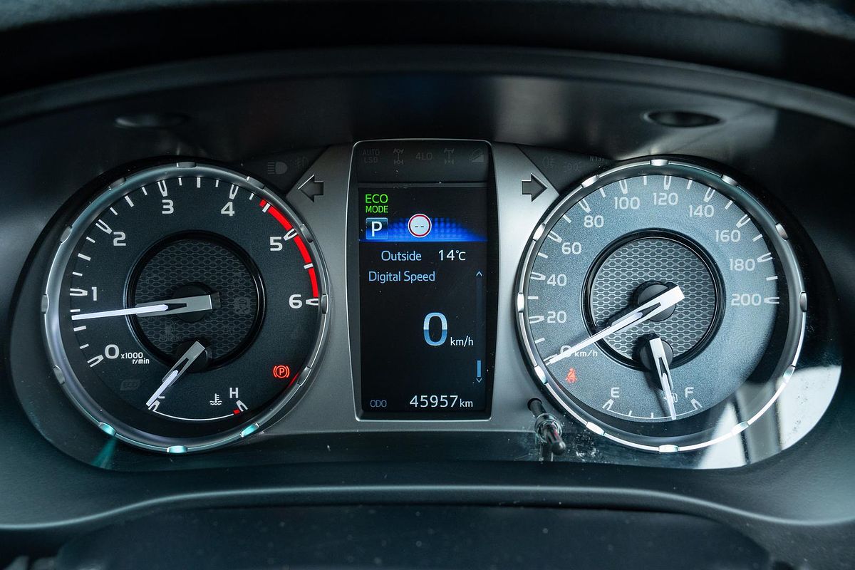 2021 Toyota Hilux SR5 GUN126R 4X4