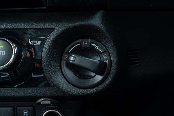 2021 Toyota Hilux SR5 GUN126R 4X4