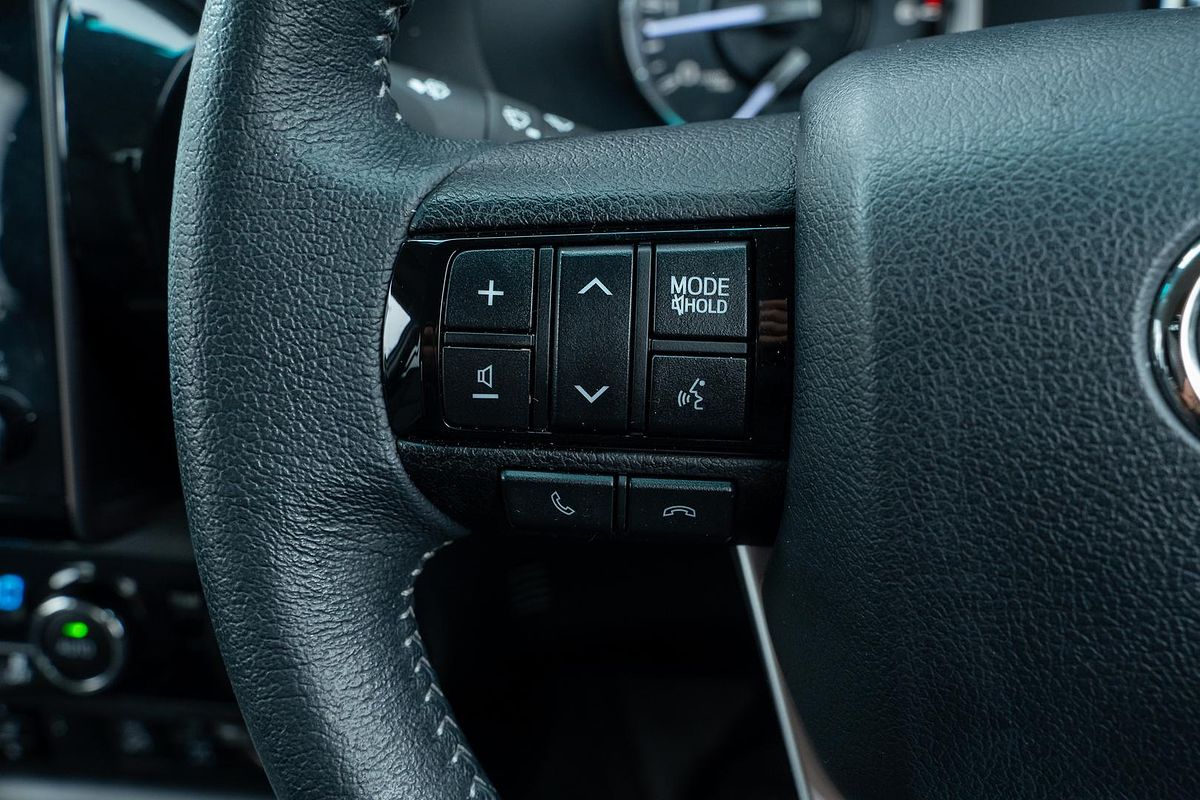 2021 Toyota Hilux SR5 GUN126R 4X4